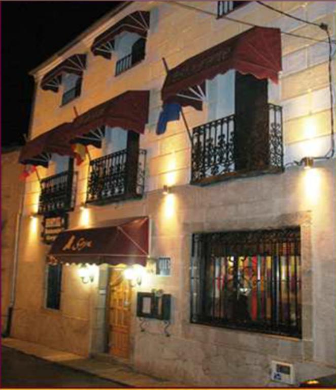 Hostal Restaurante Goya Piedrahita  Zewnętrze zdjęcie